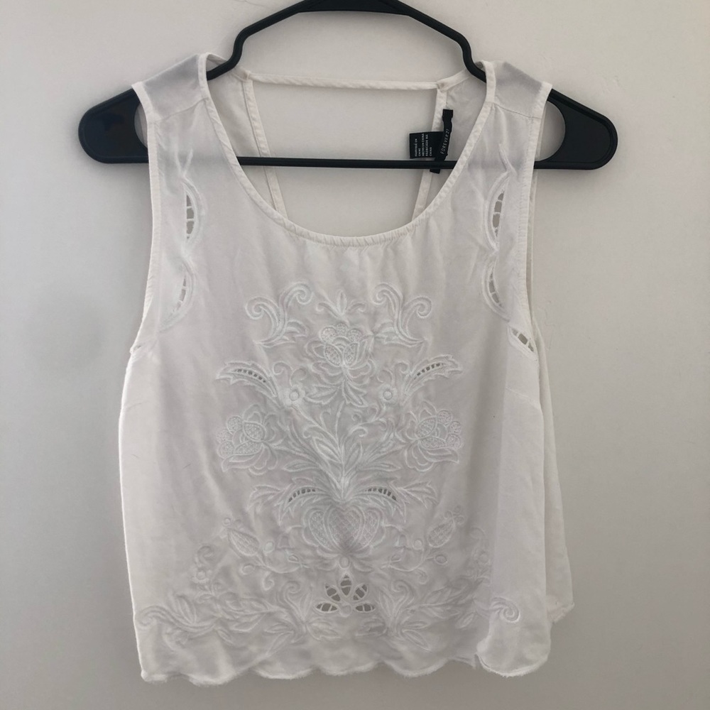 Lacy crop